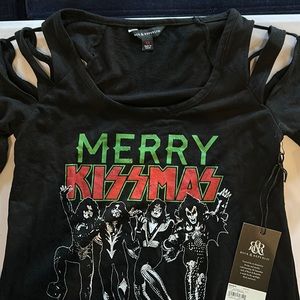 Rock & Republic XS long sleeve KISS shirt